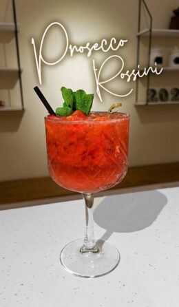 Virgin Prosecco Rossini		 




