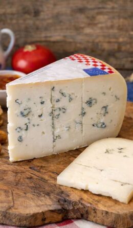 Syr Kozí s modrou plesňou